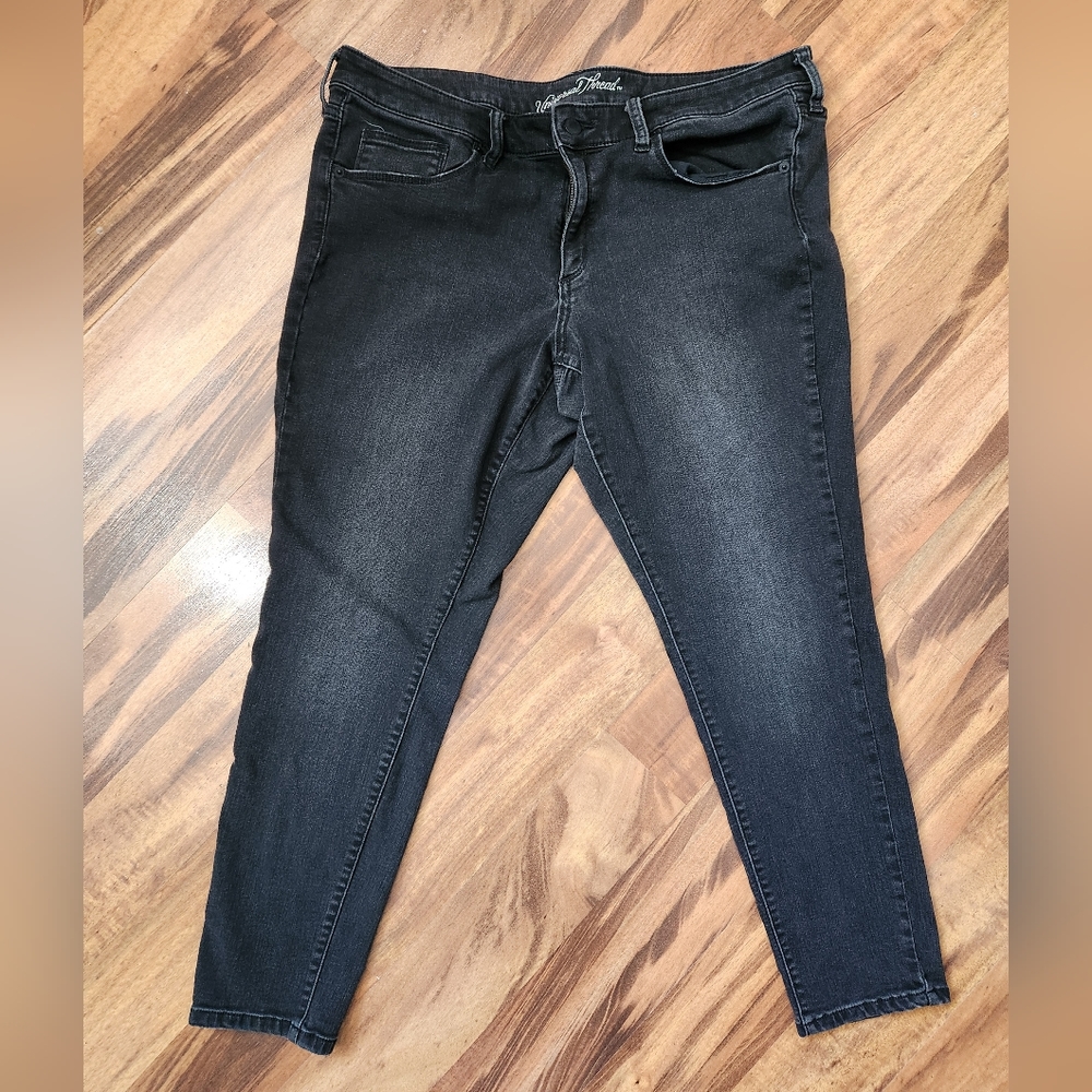 Universal Thread Black Skinny Jeans size 16